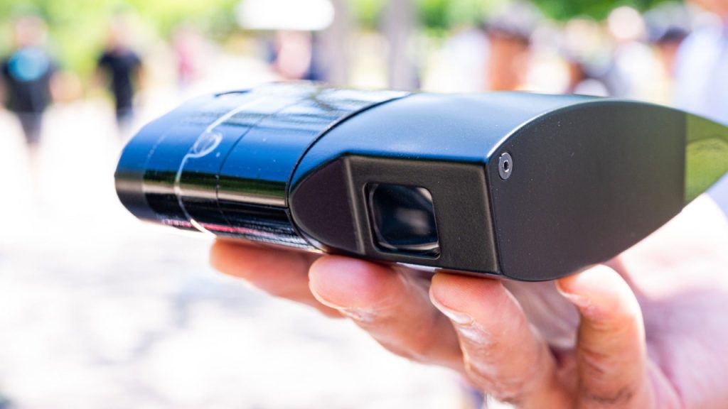 Apple создала кинокамеру на базе iPhone для фильма «Формула-1» — как это работает